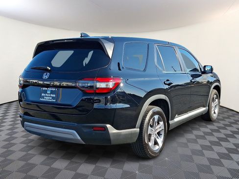 Used 2023 Honda Pilot EX-L image 7