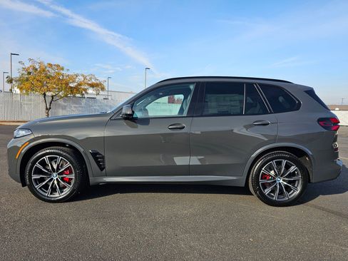 New 2026 BMW X5 xDrive40i w/ Executive Package image 3