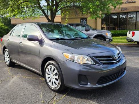 Used 2013 Toyota Corolla LE FWD image 1