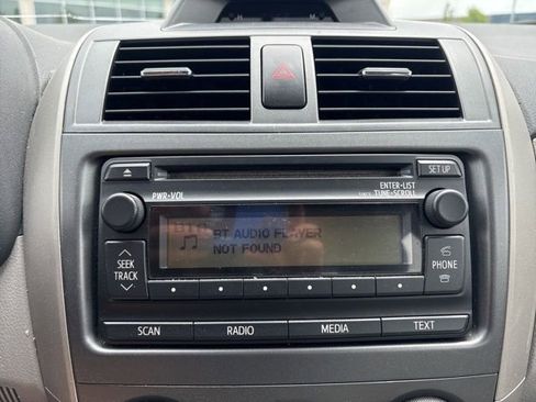 Used 2012 Toyota Corolla LE w/ Preferred Accessory Pkg FWD image 16