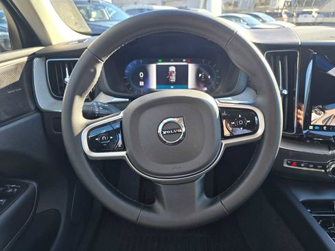 Certified 2025 Volvo XC60 B5 Ultra w/ Protection Package Premier image 19