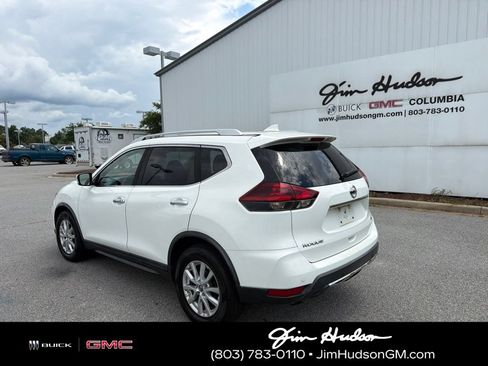 Used 2020 Nissan Rogue SV FWD image 7