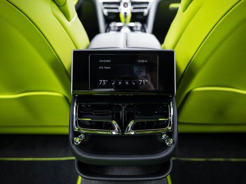 Used 2024 Bentley Flying Spur S V8 image 31