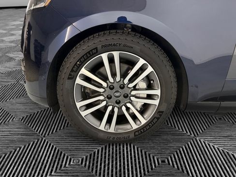 Used 2023 Land Rover Range Rover SE image 9