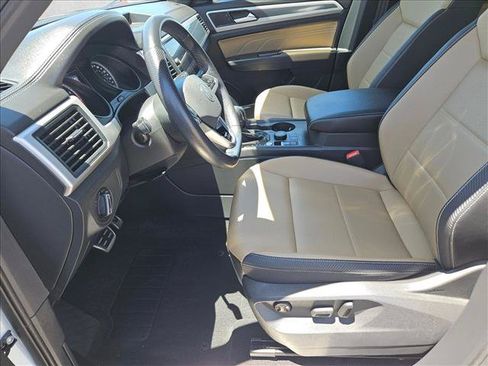 Used 2021 Volkswagen Atlas Cross Sport SE w/ Panoramic Sunroof Package AWD/4WD image 21