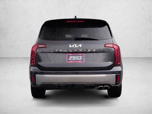 Used 2025 Kia Telluride S AWD/4WD image 7