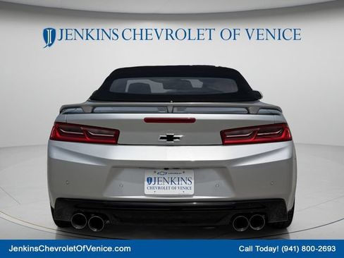 Used 2017 Chevrolet Camaro SS RWD image 6