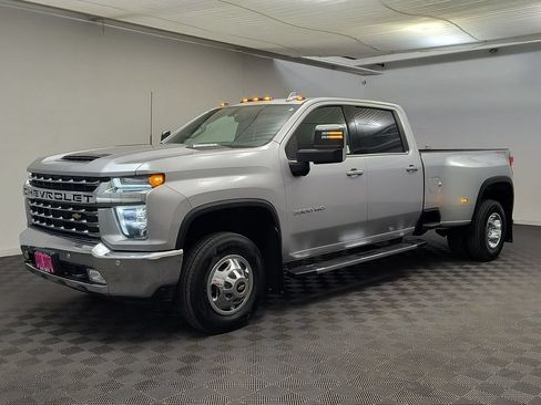 Used 2022 Chevrolet Silverado 3500 LTZ w/ LTZ Plus Package AWD/4WD image 1