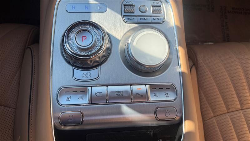 Used 2023 Genesis G90 3.5T AWD/4WD image 42