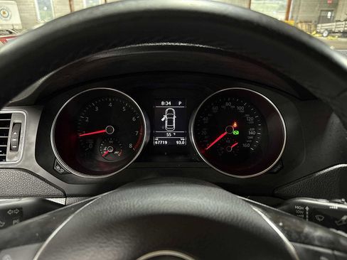 Used 2017 Volkswagen Jetta SE image 31