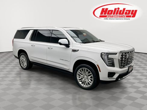 Certified 2025 GMC Yukon XL Denali w/ Sun & Power Step Package image 1