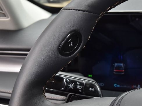 New 2026 Lincoln Aviator AWD image 24