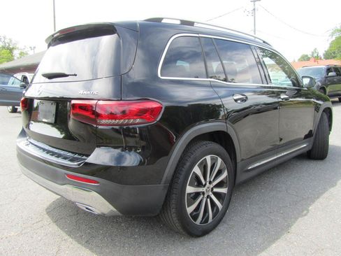 Used 2020 Mercedes-Benz GLB 250 4MATIC w/ Premium Package image 10