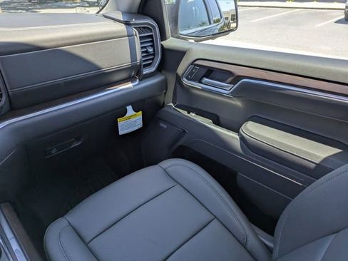 New 2026 GMC Sierra 1500 SLT w/ SLT Premium Plus Package AWD/4WD image 19