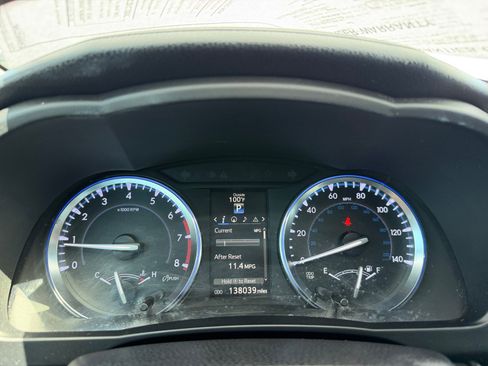 Used 2015 Toyota Highlander XLE AWD/4WD image 10