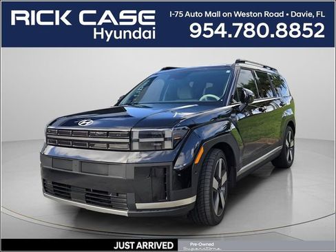 Used 2024 Hyundai Santa Fe Limited image 1