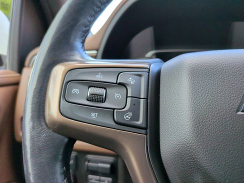 Used 2021 Chevrolet Tahoe High Country w/ Premium Package image 23