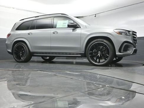 New 2026 Mercedes-Benz GLS 450 4MATIC image 33