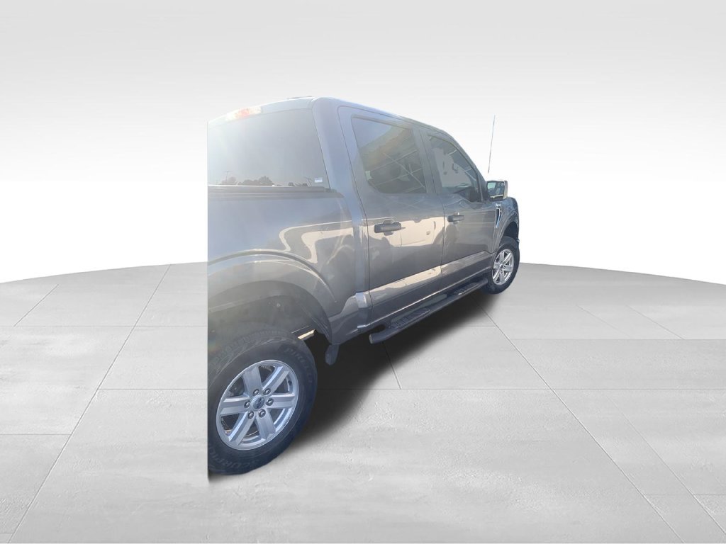 Used 2023 Ford F150 XLT w/ Trailer Tow Package AWD/4WD image 15