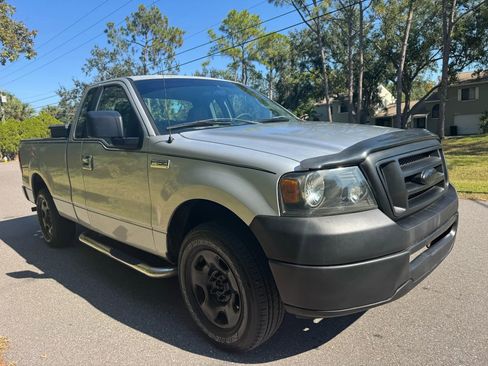 Used 2006 Ford F150 STX image 2