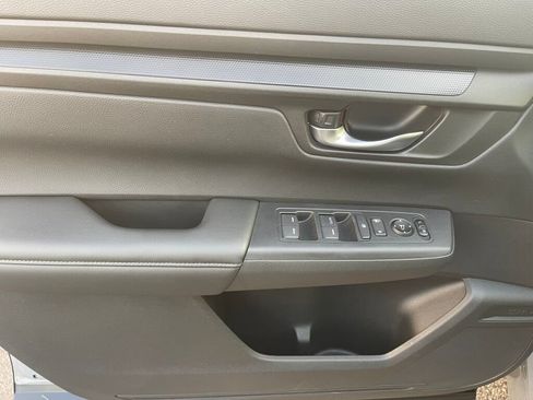 Certified 2025 Honda CR-V LX image 8