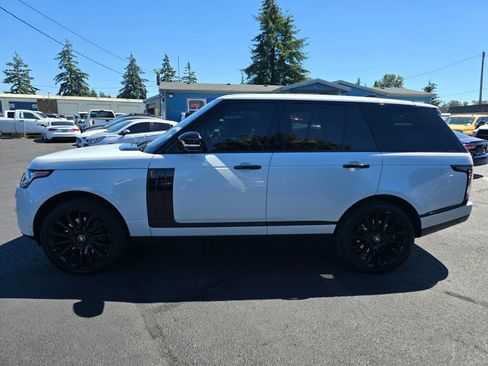 Used 2017 Land Rover Range Rover HSE AWD/4WD image 2