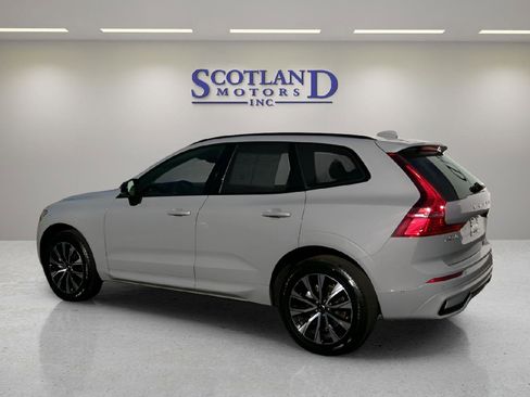 Used 2025 Volvo XC60 B5 Plus image 8