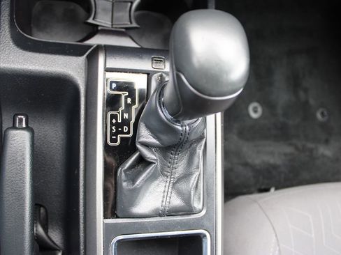 Used 2019 Toyota Tacoma TRD Sport image 37