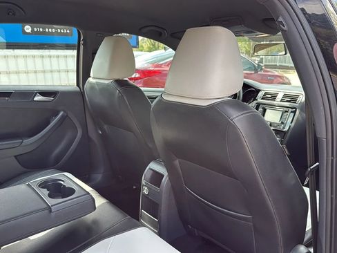 Used 2015 Volkswagen Jetta SE image 19