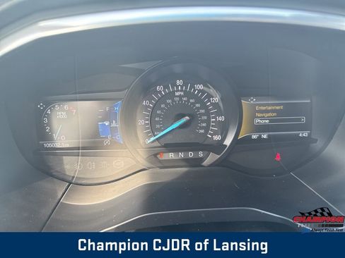 Used 2019 Ford Edge Titanium w/ Equipment Group 301A AWD/4WD image 32