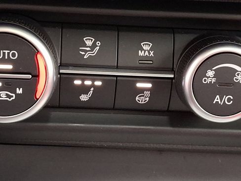 New 2025 Alfa Romeo Stelvio Sprint w/ Veloce Package image 19