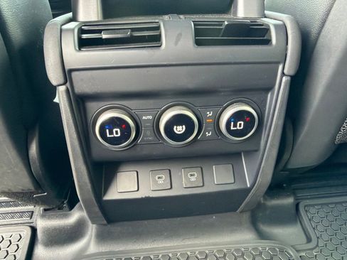 Used 2023 Land Rover Defender 110 S AWD/4WD image 14