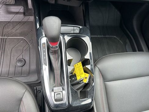 Used 2024 Chevrolet Trax RS w/ Driver Confidence Package FWD image 18