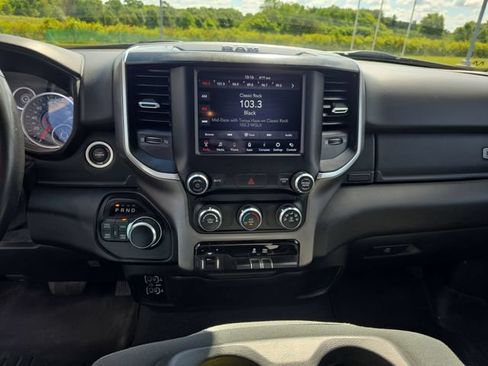 Used 2019 RAM 1500 Big Horn AWD/4WD image 18