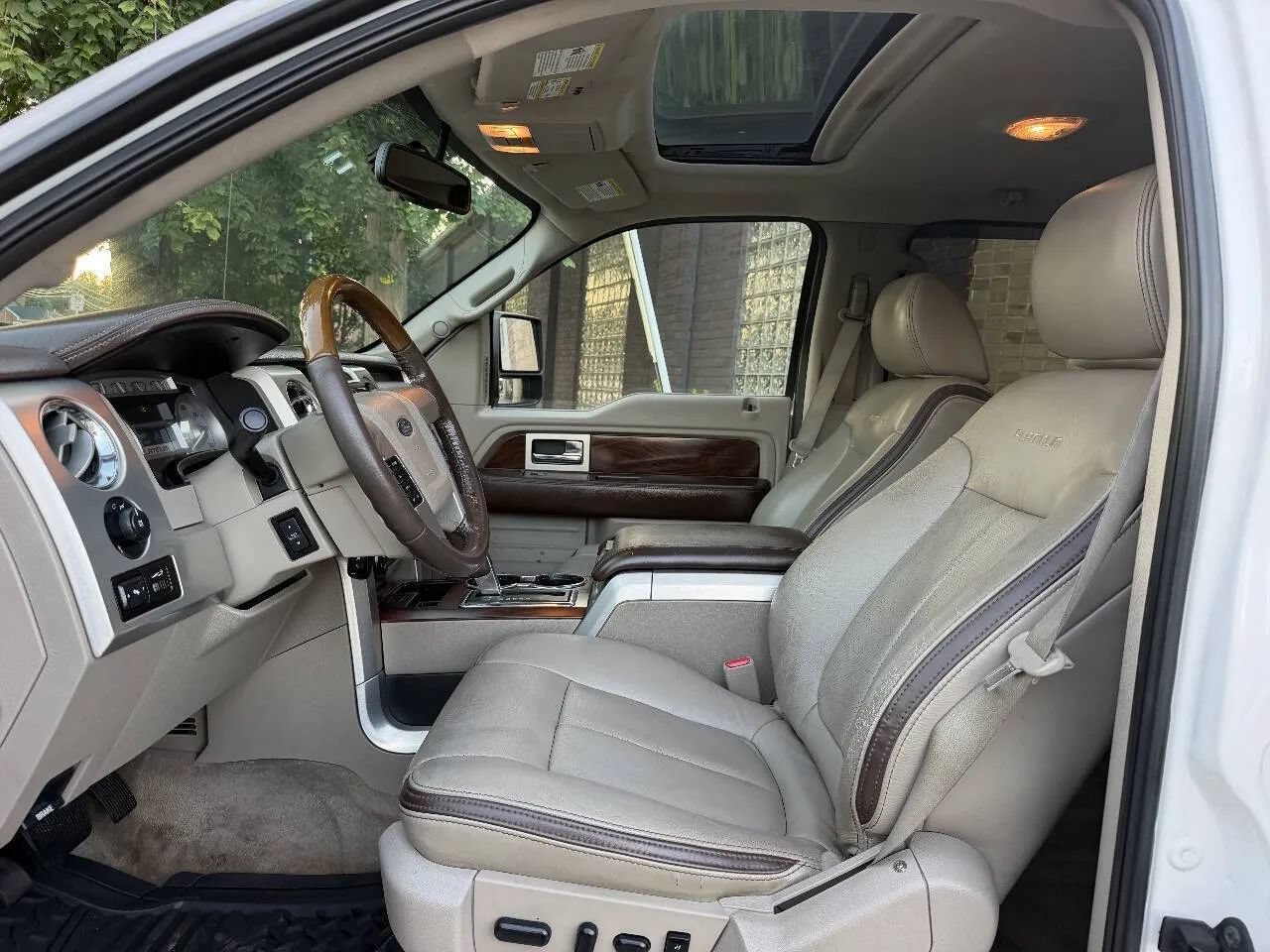Used 2010 Ford F150 Platinum AWD/4WD image 17