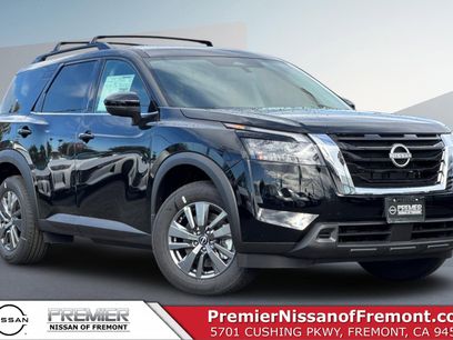 New 2025 Nissan Pathfinder SV