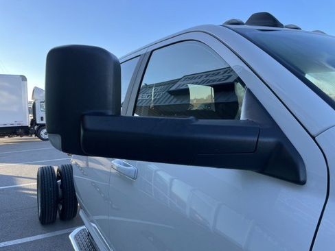 Used 2022 RAM 4500 SLT w/ Quick Order Package 2YG SLT image 22