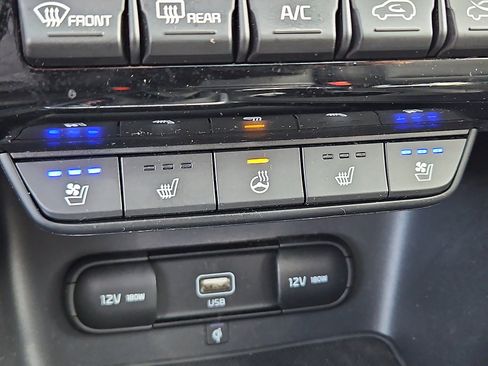 Used 2021 Kia Sportage EX w/ EX Technology Package AWD/4WD image 18