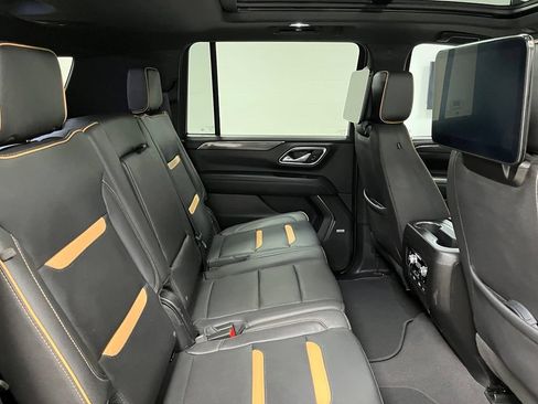 Used 2023 GMC Yukon XL AT4 AWD/4WD image 49