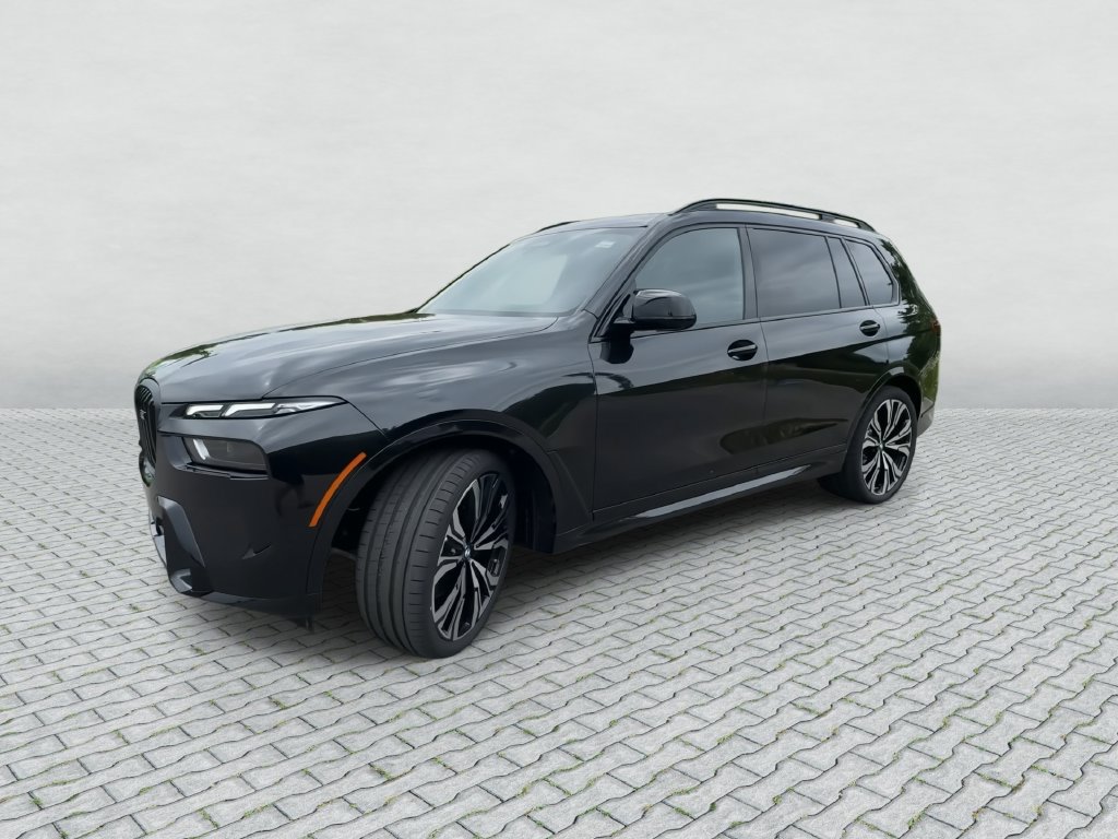 Used 2027 BMW X7 M60i AWD/4WD image 4