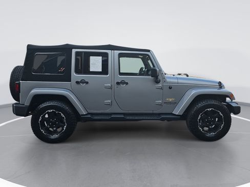 Used 2015 Jeep Wrangler Unlimited Sahara w/ Dual Top Group image 2