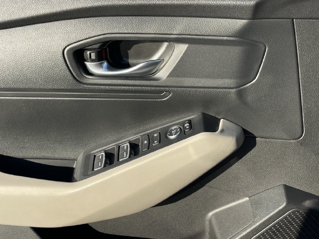 Certified 2025 Honda Accord LX image 20
