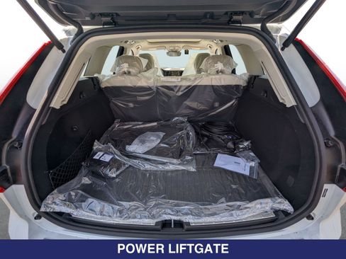 New 2025 Volvo XC60 T8 Plus w/ Protection Package Premier AWD/4WD image 20