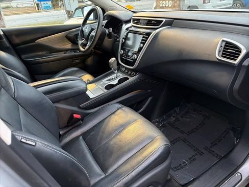 Used 2017 Nissan Murano Platinum w/ Platinum Technology Package FWD image 18