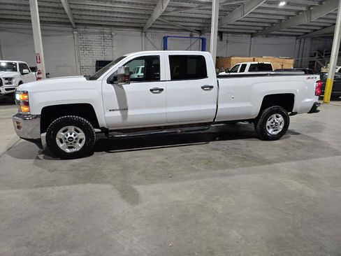 Used 2015 Chevrolet Silverado 2500 LT w/ Z71 Package, Off-Road AWD/4WD image 4