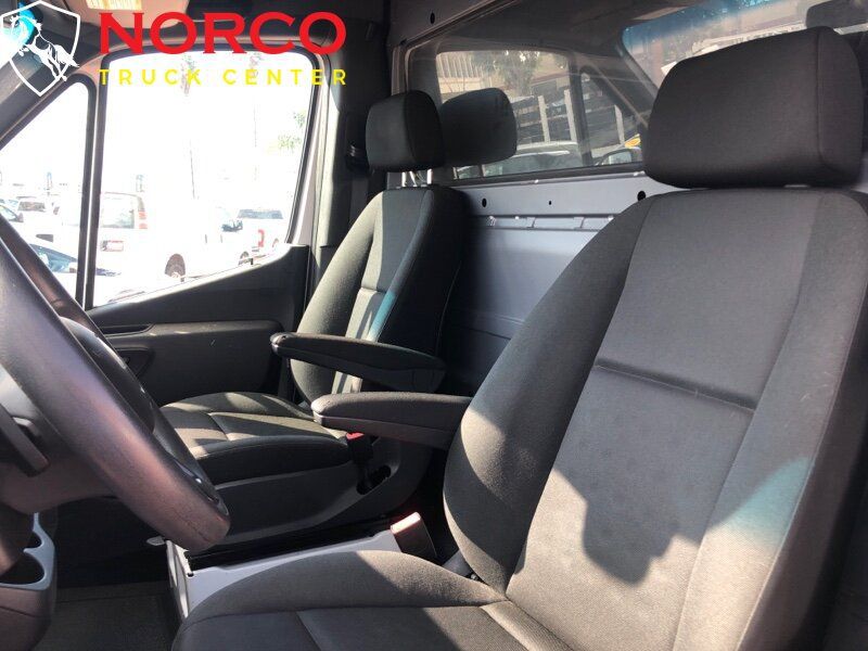 Used 2019 Freightliner Sprinter 3500 RWD image 19