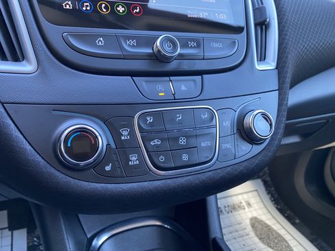 Used 2024 Chevrolet Malibu LT image 27