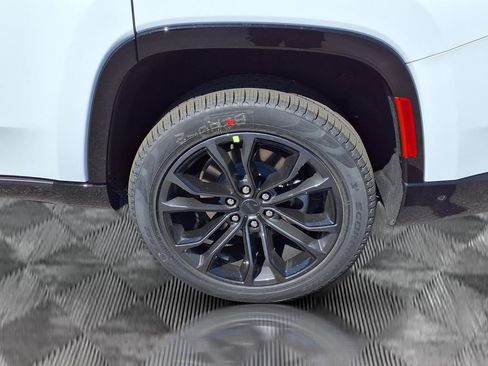 New 2026 Jeep Grand Wagoneer Summit AWD/4WD image 21