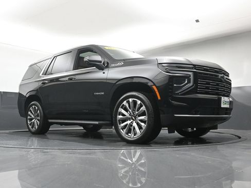 Used 2025 Chevrolet Tahoe High Country w/ Sun And Tow Package AWD/4WD image 30