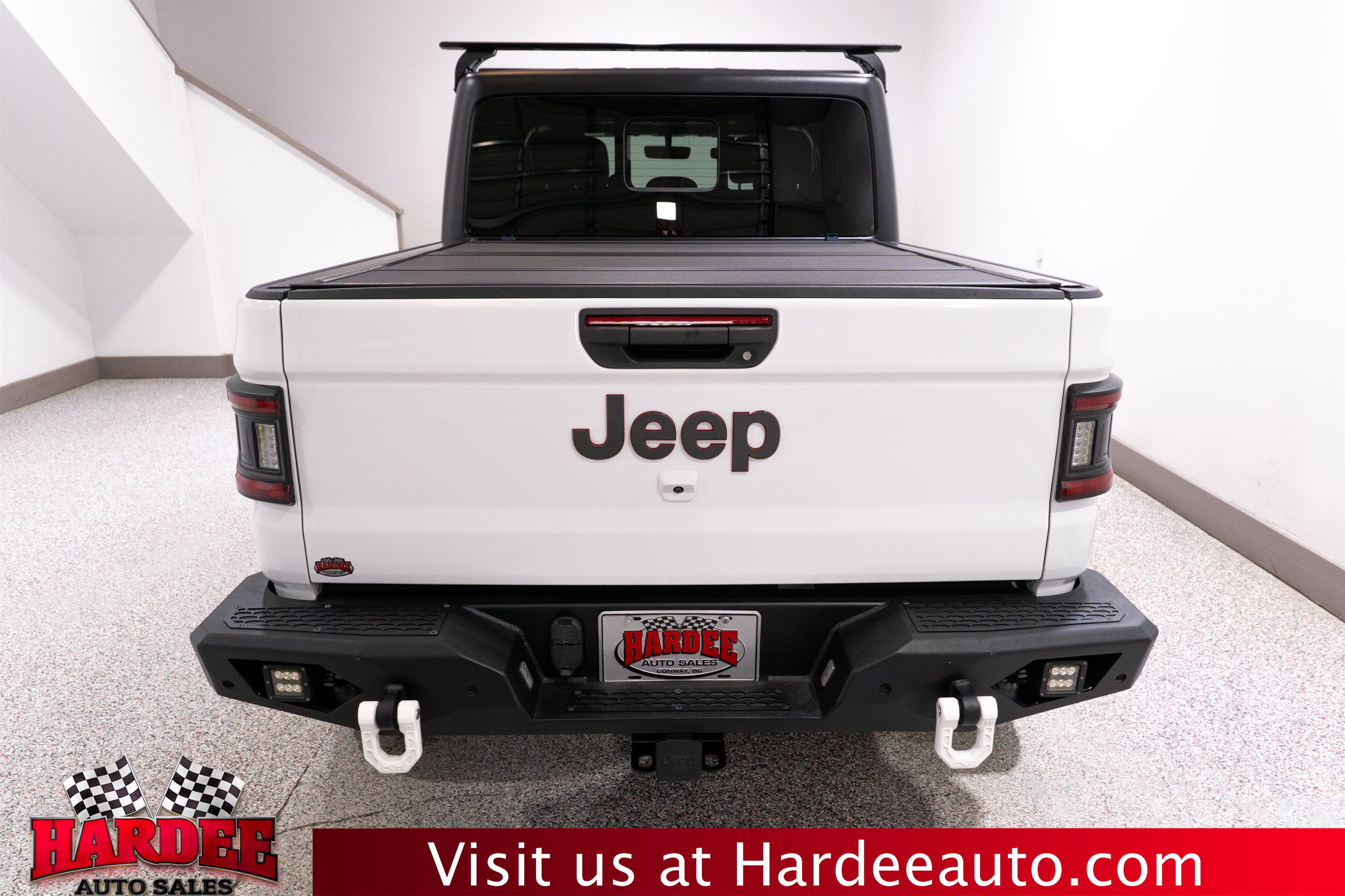 Used 2023 Jeep Gladiator Rubicon w/ Cold Weather Group AWD/4WD image 4